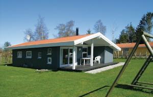 Отель Holiday home Brøndbækken Hadsund III