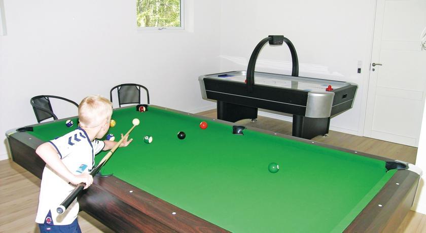 Апартаменты Holiday home Enebærvænget Hadsund II