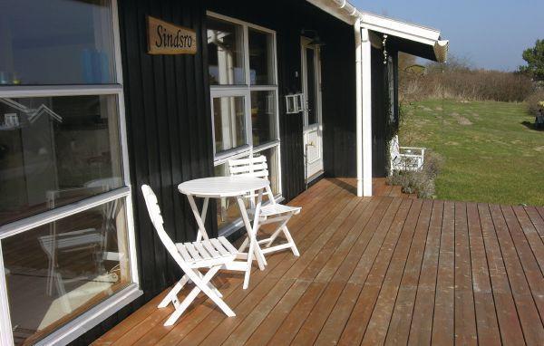 Апартаменты Holiday home Tjørnevænget Ebberup V