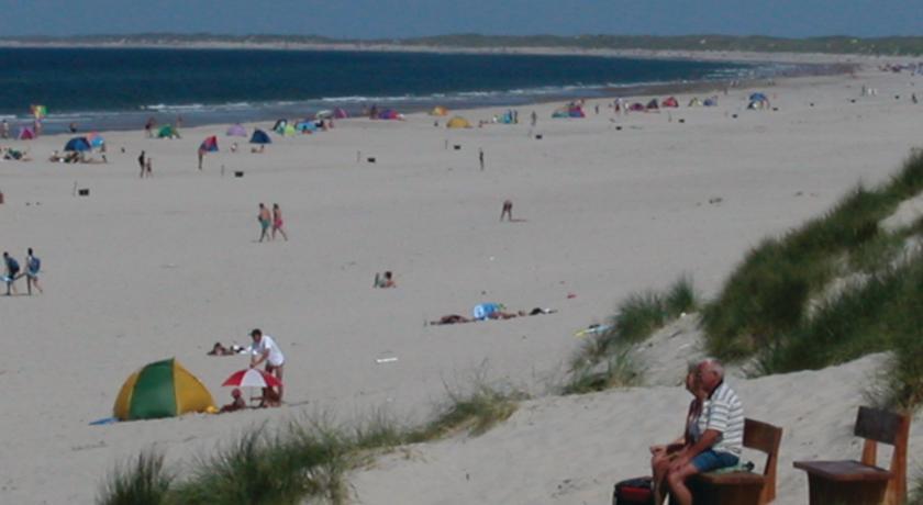 Апартаменты Holiday home Gøgevej Henne Denm