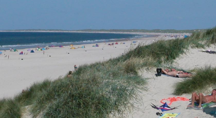 Апартаменты Holiday home Hovgårdsvej Henne III