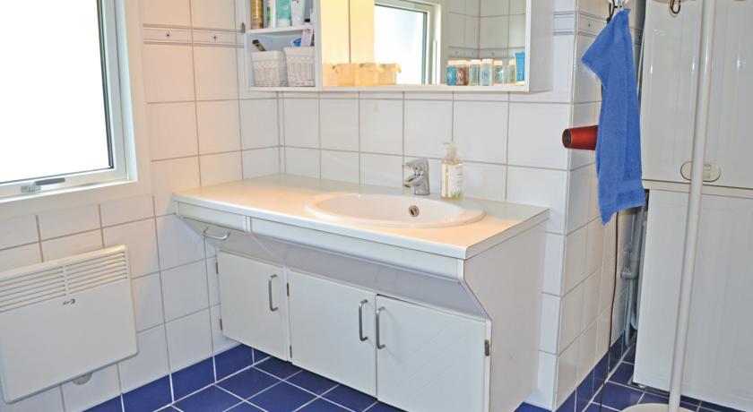 Апартаменты Holiday home Kærvej Henne I
