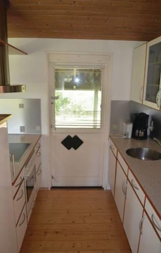 Апартаменты Holiday home Enebærvej Idestrup VI