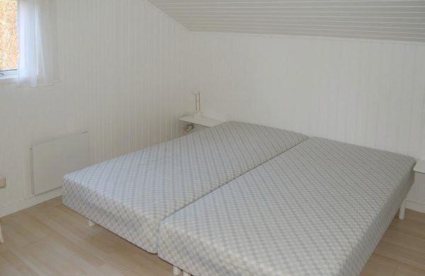 Апартаменты Holiday home Falkevej Idestrup Denm
