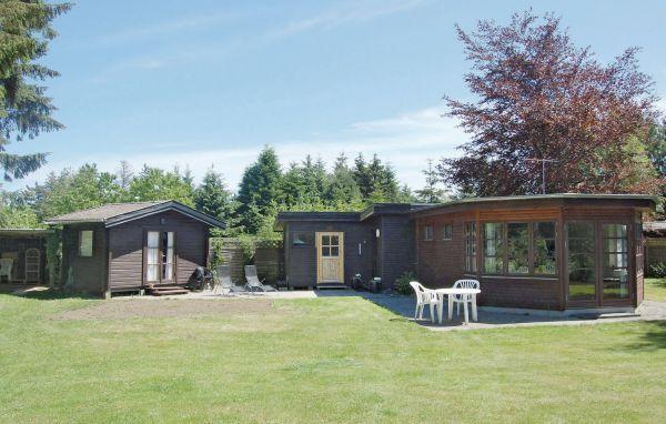 Апартаменты Holiday home Falkevej Idestrup IV