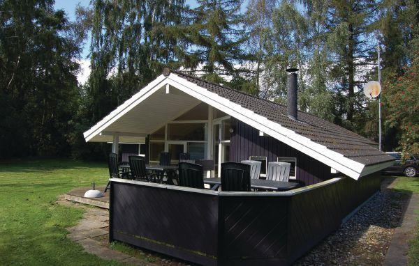 Апартаменты Holiday home Falkevej Idestrup X
