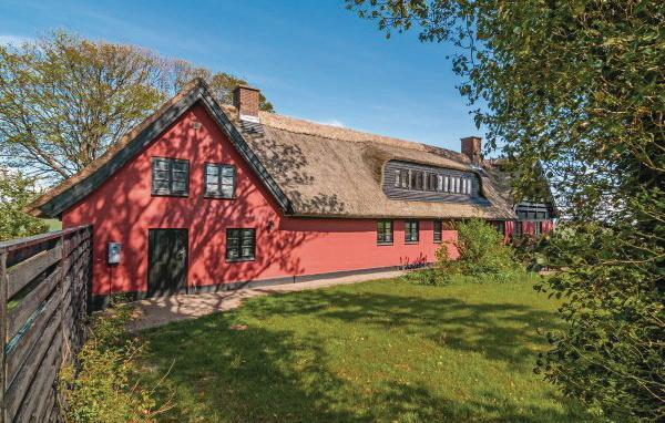 Апартаменты Holiday home Svallerup Søvej