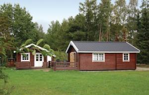 Отель Holiday home Falkevej Kolind III