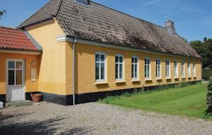 Отель Holiday home Søvej Rødding XII
