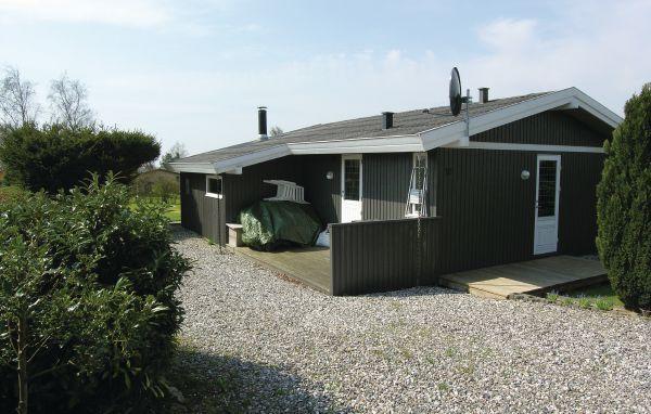 Апартаменты Holiday home Præstekravevej Rønde V