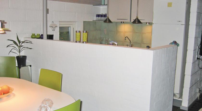 Апартаменты Holiday home Elmevej Knebel Denm