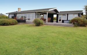Апартаменты Holiday home Zion Knebel XI