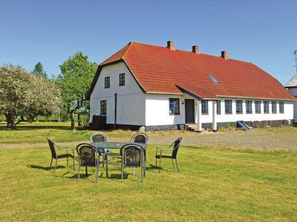 Апартаменты Holiday home Poulskervej