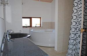 Отель Holiday home Klitengene Ulfborg V