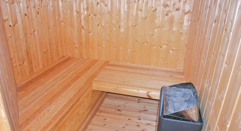 Апартаменты Holiday home Revlingestien Fjerritslev IV