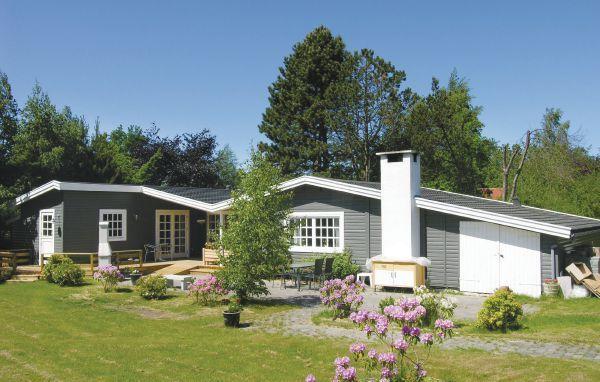 Апартаменты Holiday home Røggelsåsen