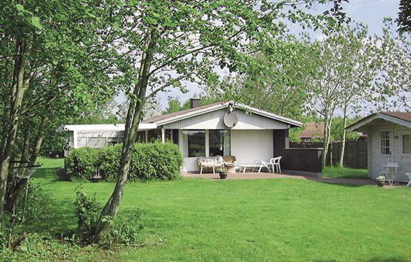 Апартаменты Holiday home Skovstjernevej Spøttrup