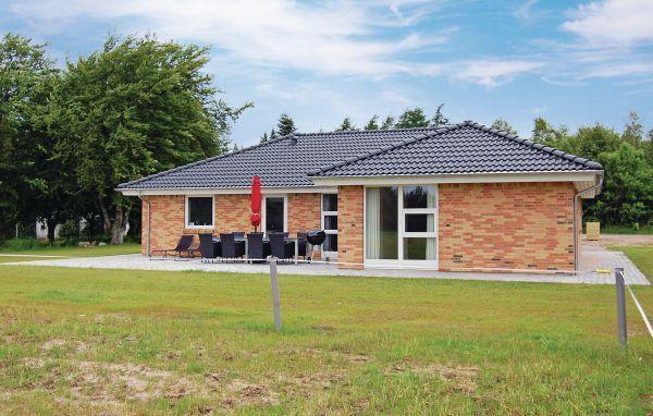 Апартаменты Holiday home Varminglundvej