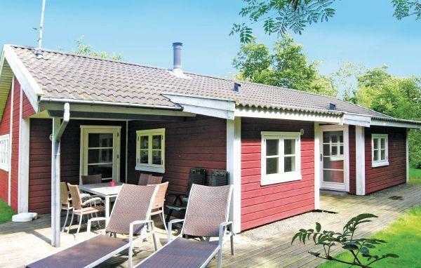 Апартаменты Holiday home Boesparken Aakirkeby VI