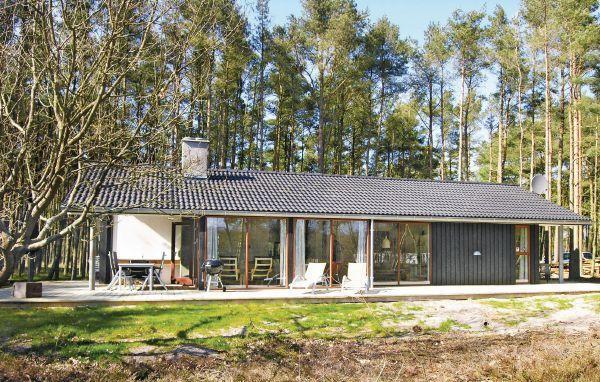Апартаменты Holiday home Ellekrogen