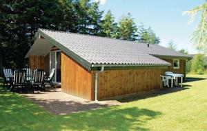 Отель Holiday home Vestskoven Toftlund III