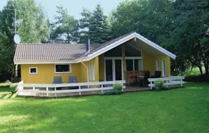 Отель Holiday home Pilegårdsvænget Vig XII