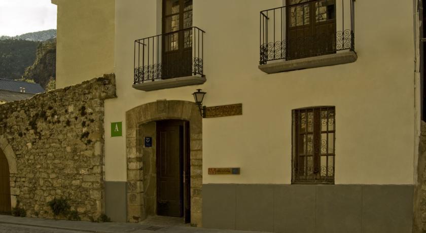 Хостел Albergue-Refugio Sargantana