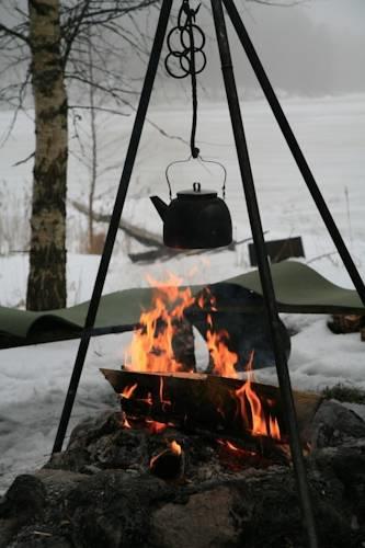 Отель Seasong Travels Mökkikylä