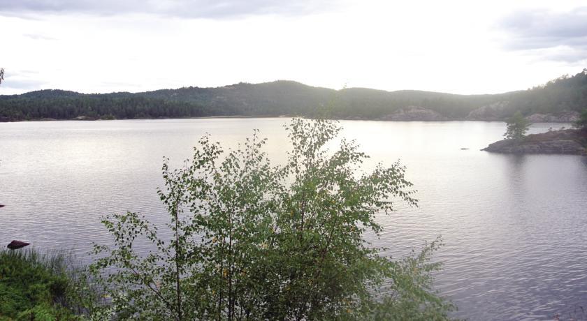 Апартаменты Holiday home Søndeled Røysland Gård