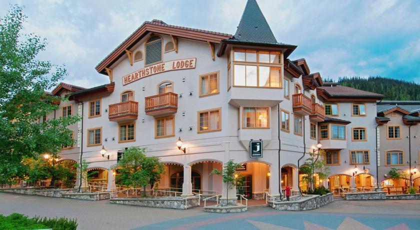 Отель Hearthstone Lodge