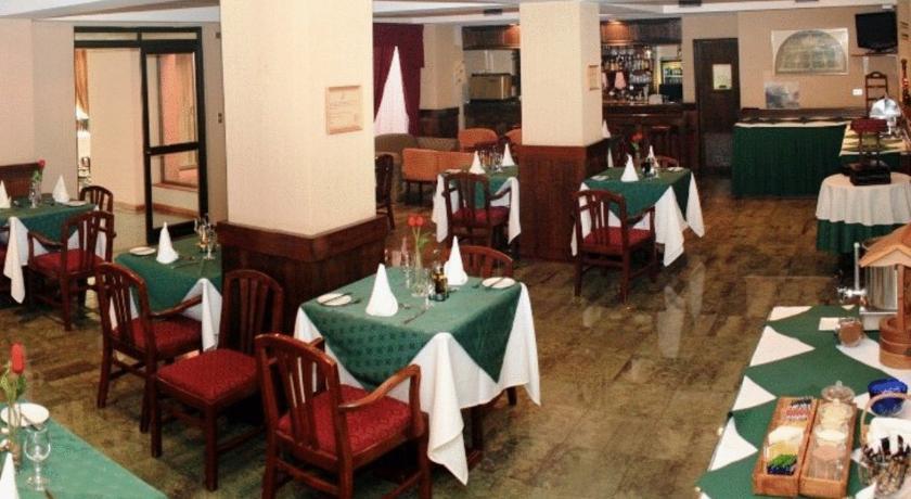 Отель Hotel Diego de Almagro Los Angeles