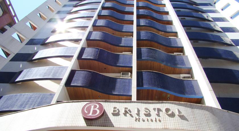 Отель Bristol Guarapari Residence