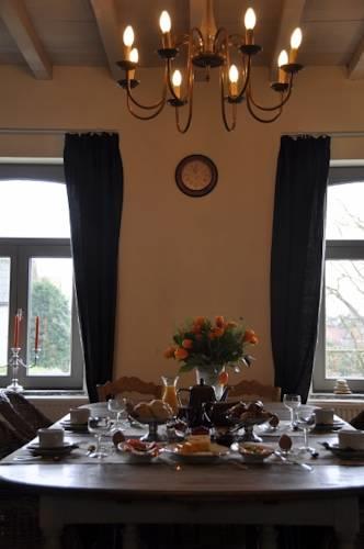 Мини-отель B&B 't Huys van Enaeme