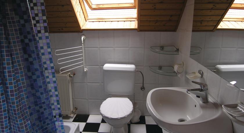 Апартаменты Apartment Nyírfa u-Gyenesdiás