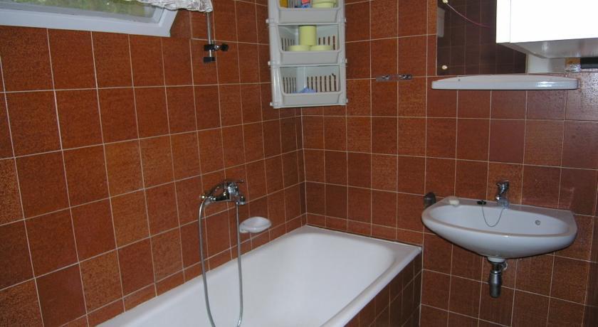Апартаменты Holiday home Balaton Utca-Cserszegtomaj