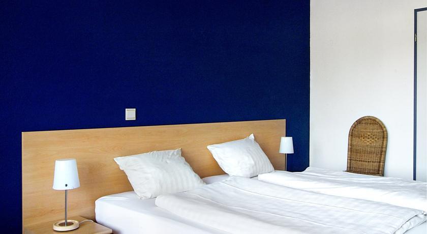 Отель Hotel Sincfal