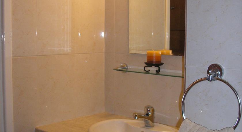 Апартаменты Apartment Dheryneia