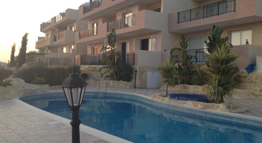 Апартаменты Leda Heights Resort