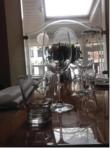 Отель Hotel Bistro Florian