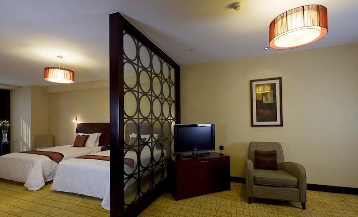 Отель World Trade Plaza Hotel Shijiazhuang
