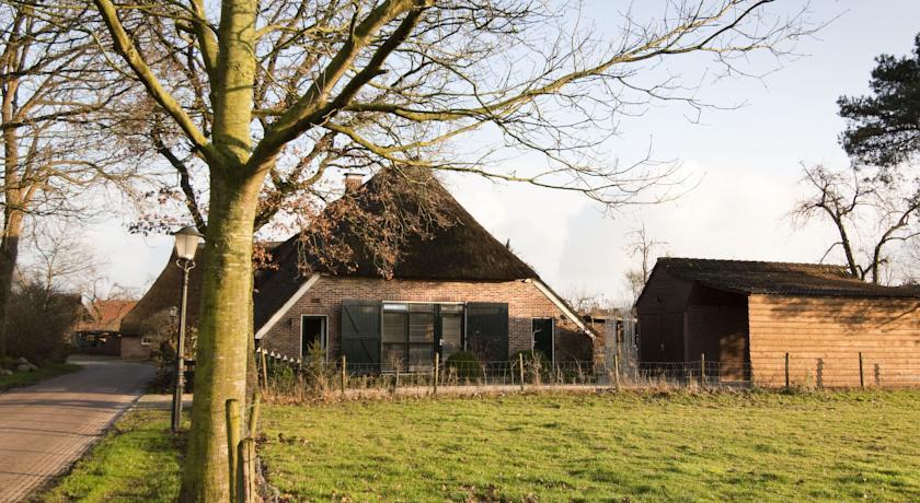 Апартаменты Vakantie woonboerderij in Drenthe