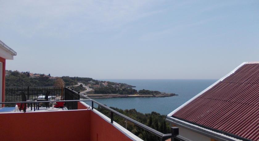 Апартаменты Apartments Maca Utjeha