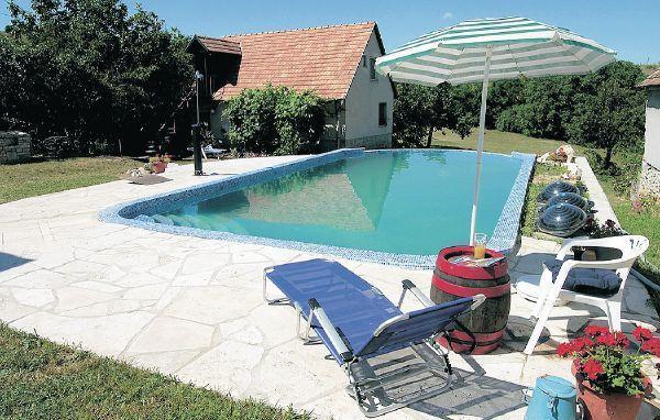 Апартаменты Holiday home Ady Endre u-Dunaszentmiklós