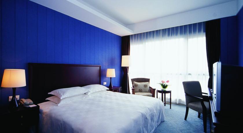 Отель Yiwu Yi He Hotel