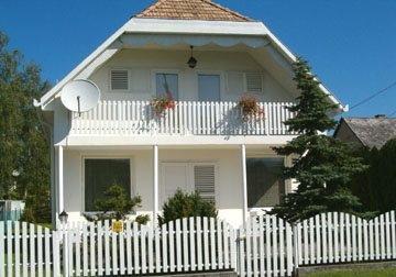 Апартаменты Holiday home Mária utca-Balatonmáriafürdö