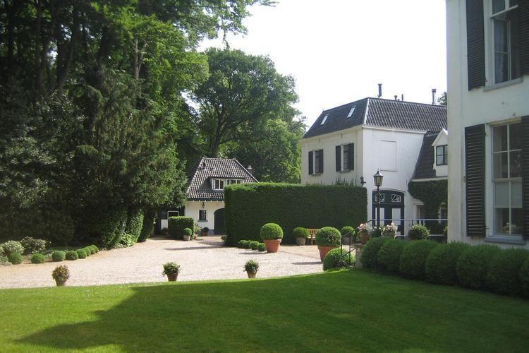 Вилла Koetshuis Landgoed t Haveke