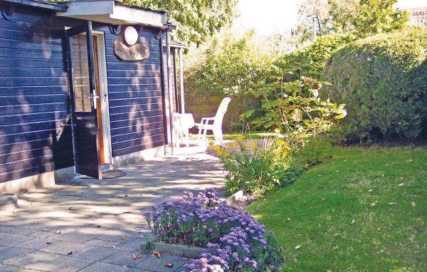 Апартаменты Holiday home Kollumerzwaag