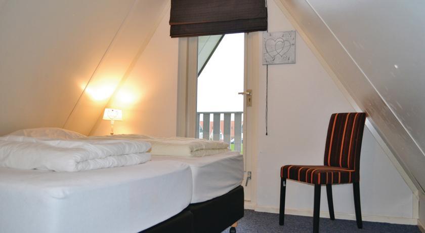 Апартаменты Holiday home Den Oever VI