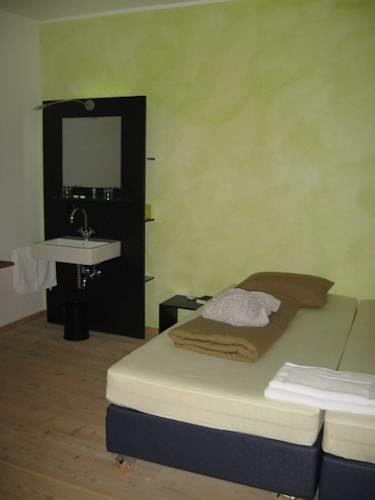 Отель Felsenhotel La Claustra