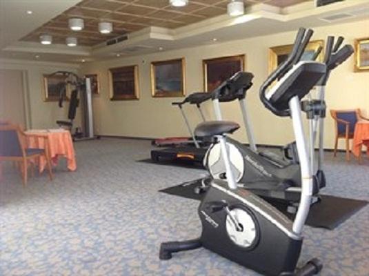 Отель Semiramis Hotel Szolnok